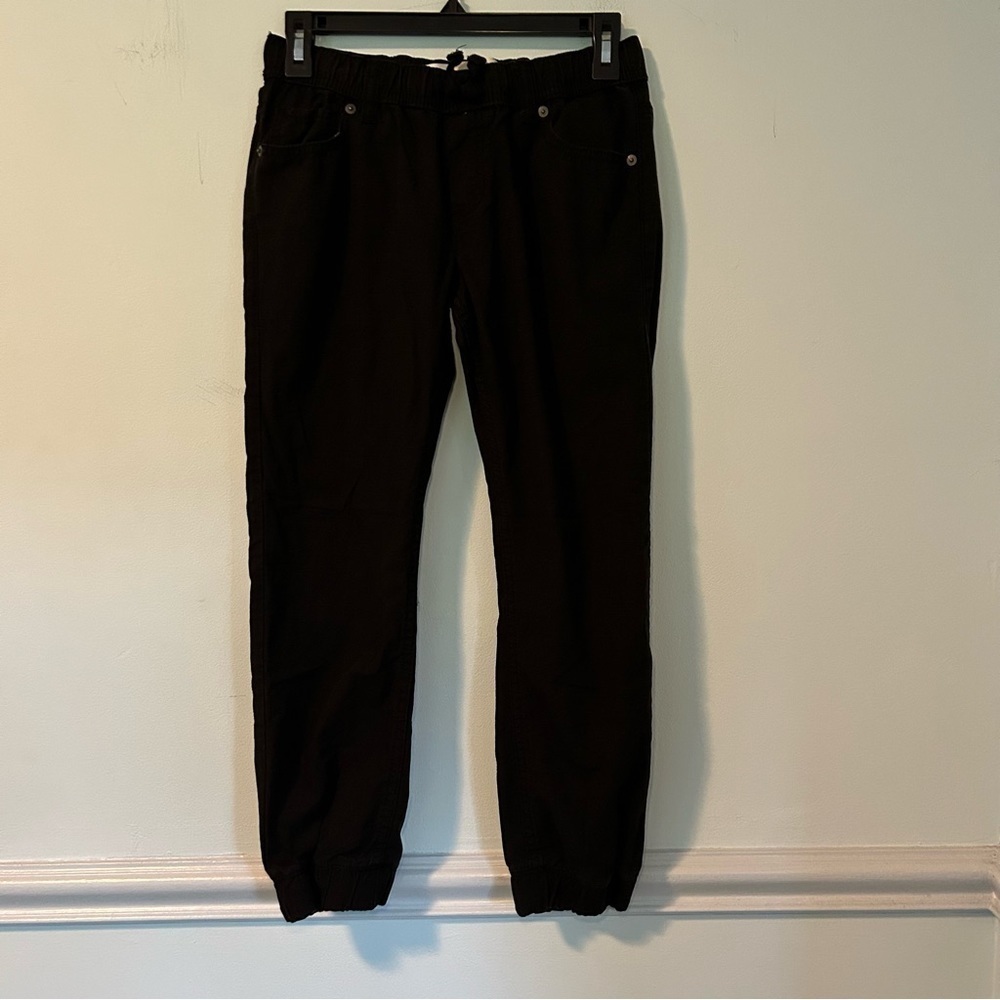 Levi’s Black Joggers Size Medium 10-12 year olds.